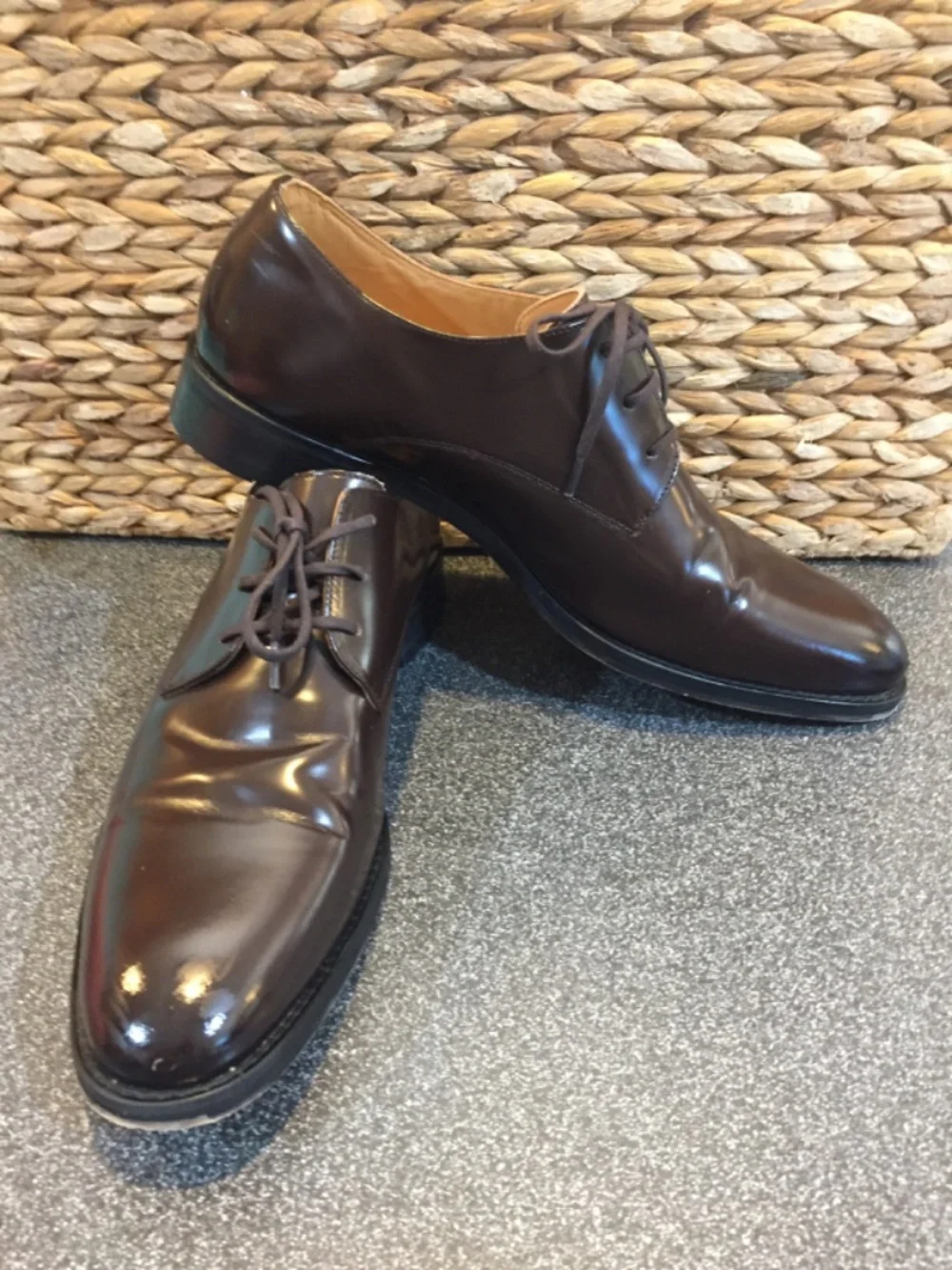 Express Men's Dark Brown Leather Oxfords